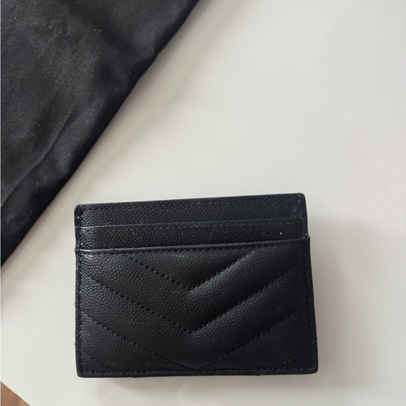Yves Saint Laurent Quilted Black Card Holder with Gold Logo - Picture 3 of 4